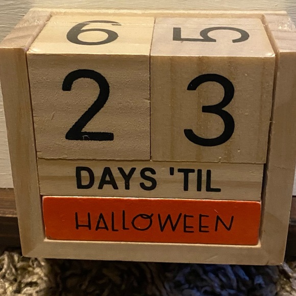 Holiday Elf Helper items - Picture 4 of 5